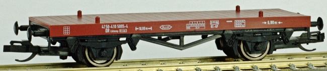 Flat Car type Kkllmp for 20â€² containers<br /><a href='images/pictures/PSK_Modelbouw/1747a.jpg' target='_blank'>Full size image</a>